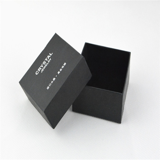 Matte Black Earring And Necklace Gift Box