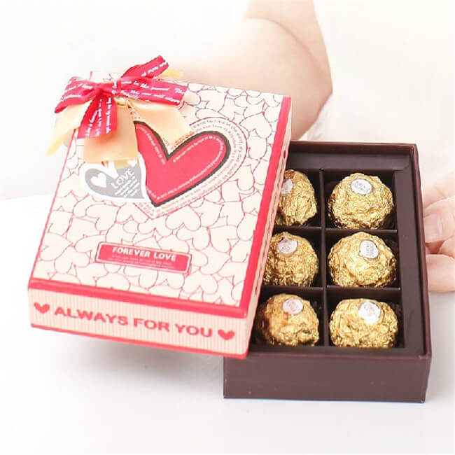 Personalized chocolate boxes