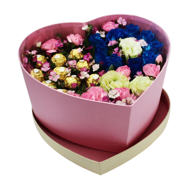 Heart Shaped Rose Chocolate Box With Lid